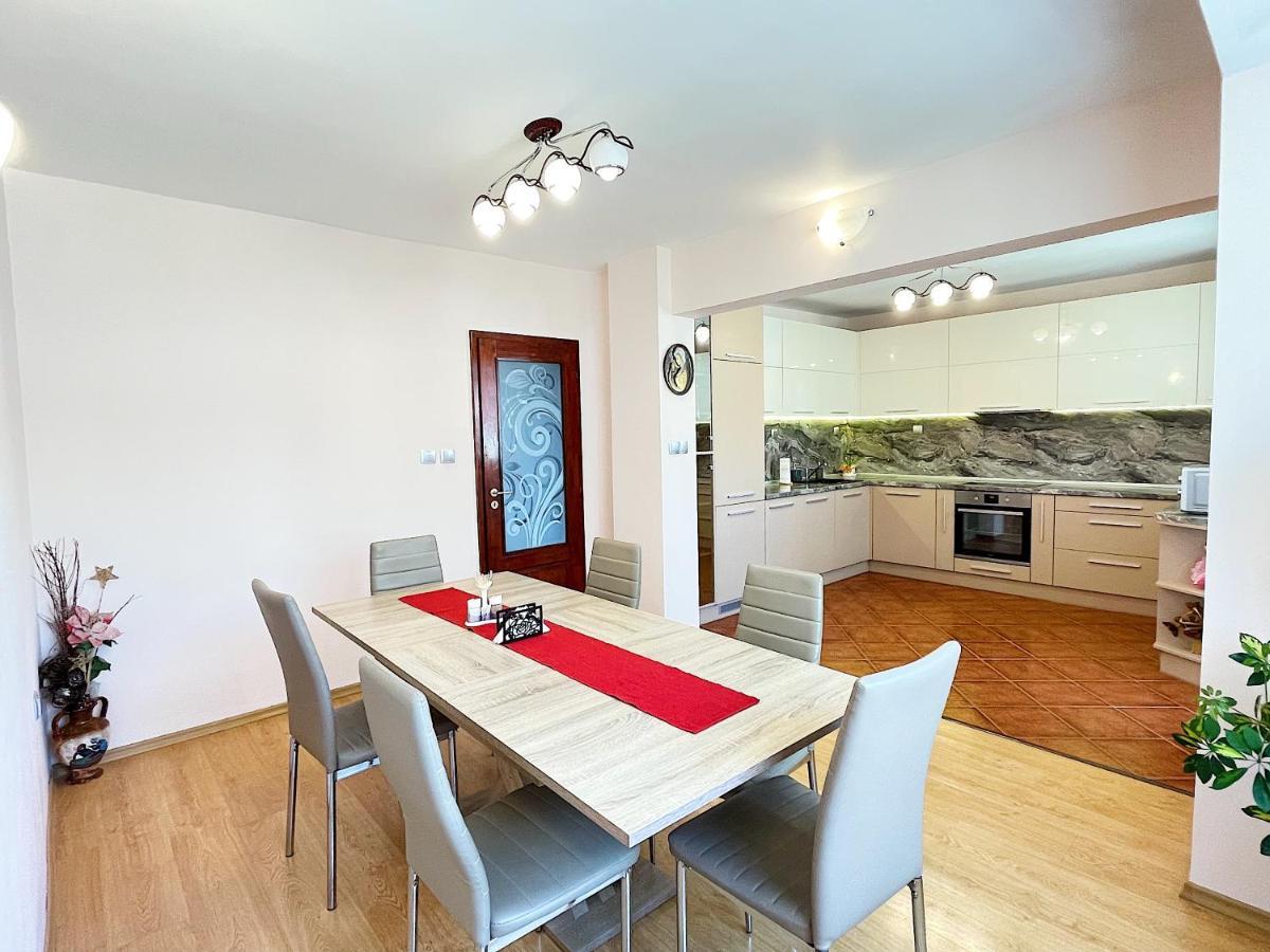 Spacious And Bright Maisonette Varna Center エクステリア 写真