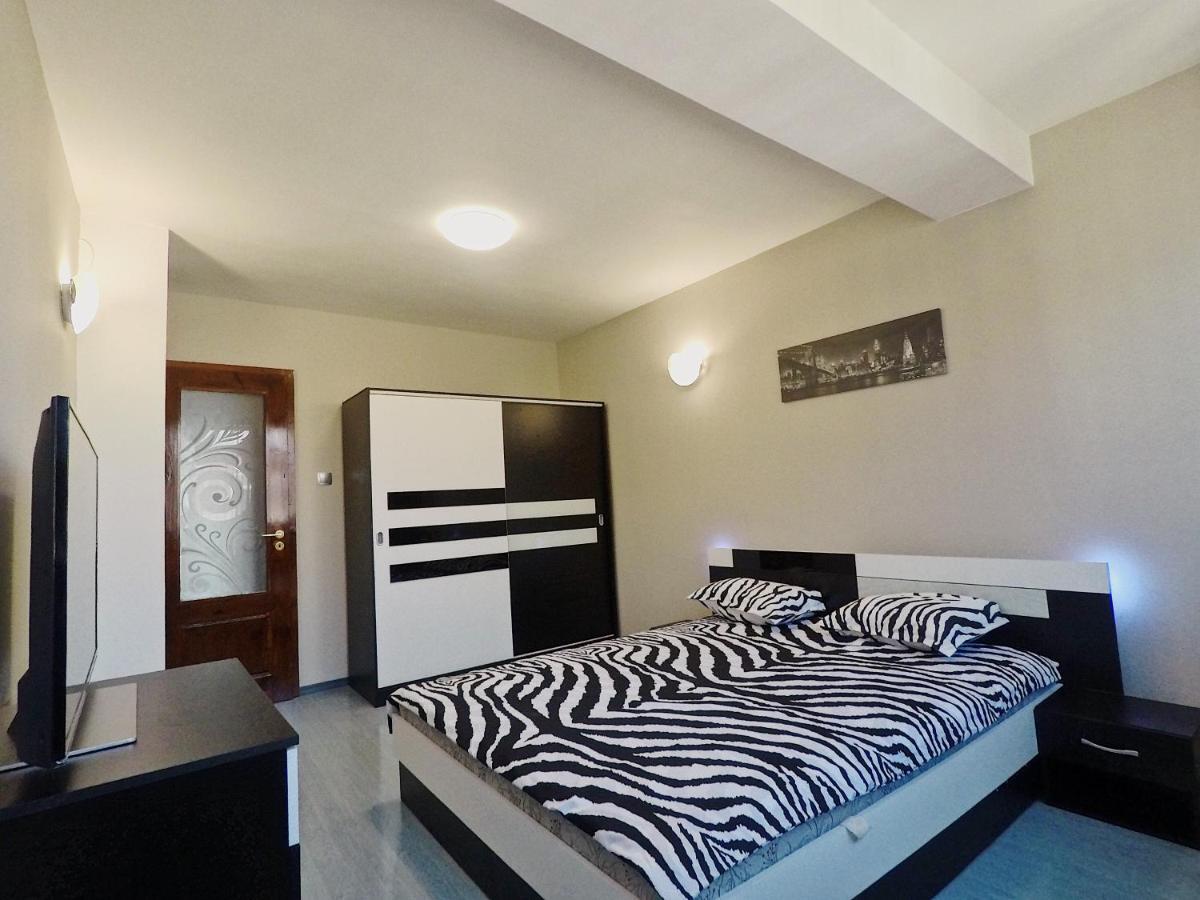 Spacious And Bright Maisonette Varna Center エクステリア 写真