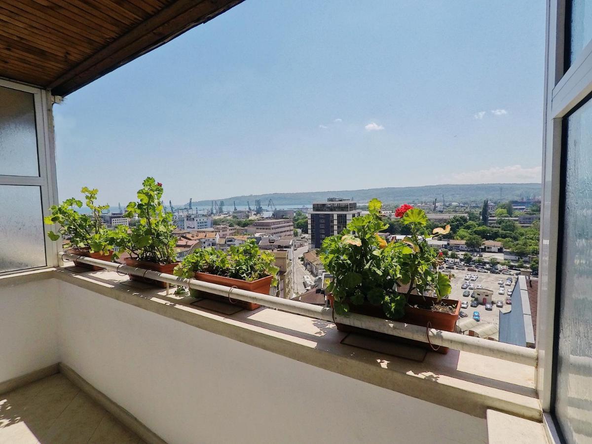 Spacious And Bright Maisonette Varna Center エクステリア 写真