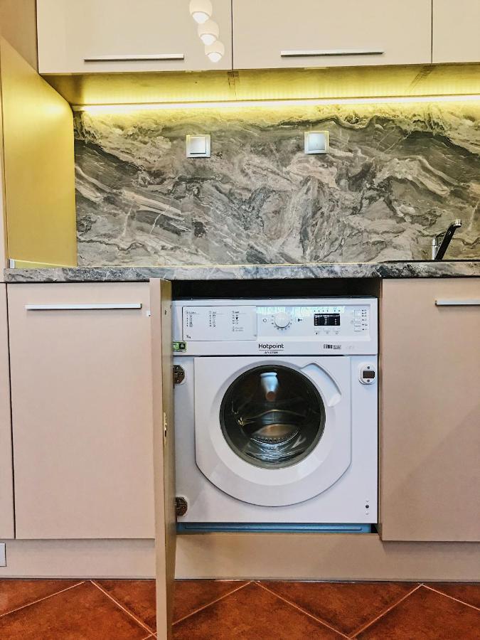 Spacious And Bright Maisonette Varna Center エクステリア 写真