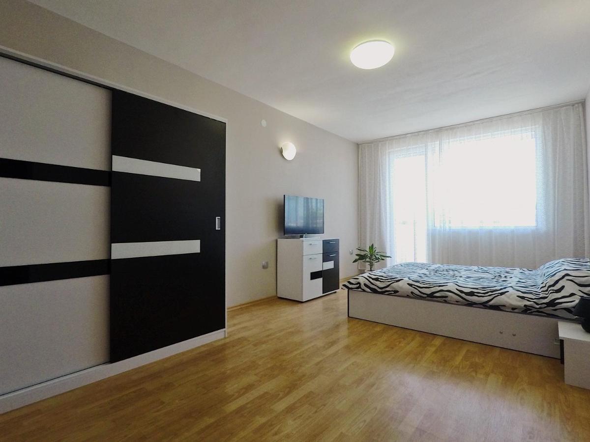 Spacious And Bright Maisonette Varna Center エクステリア 写真